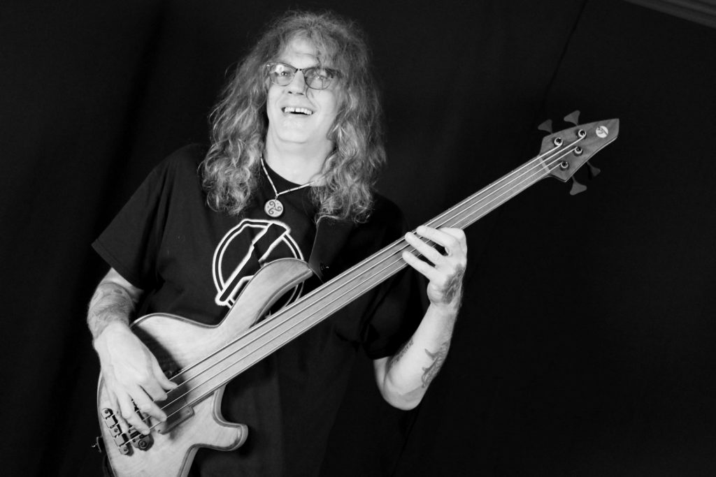 SomeGuyOnBass.com – The Big Man on Bass, David Meidinger